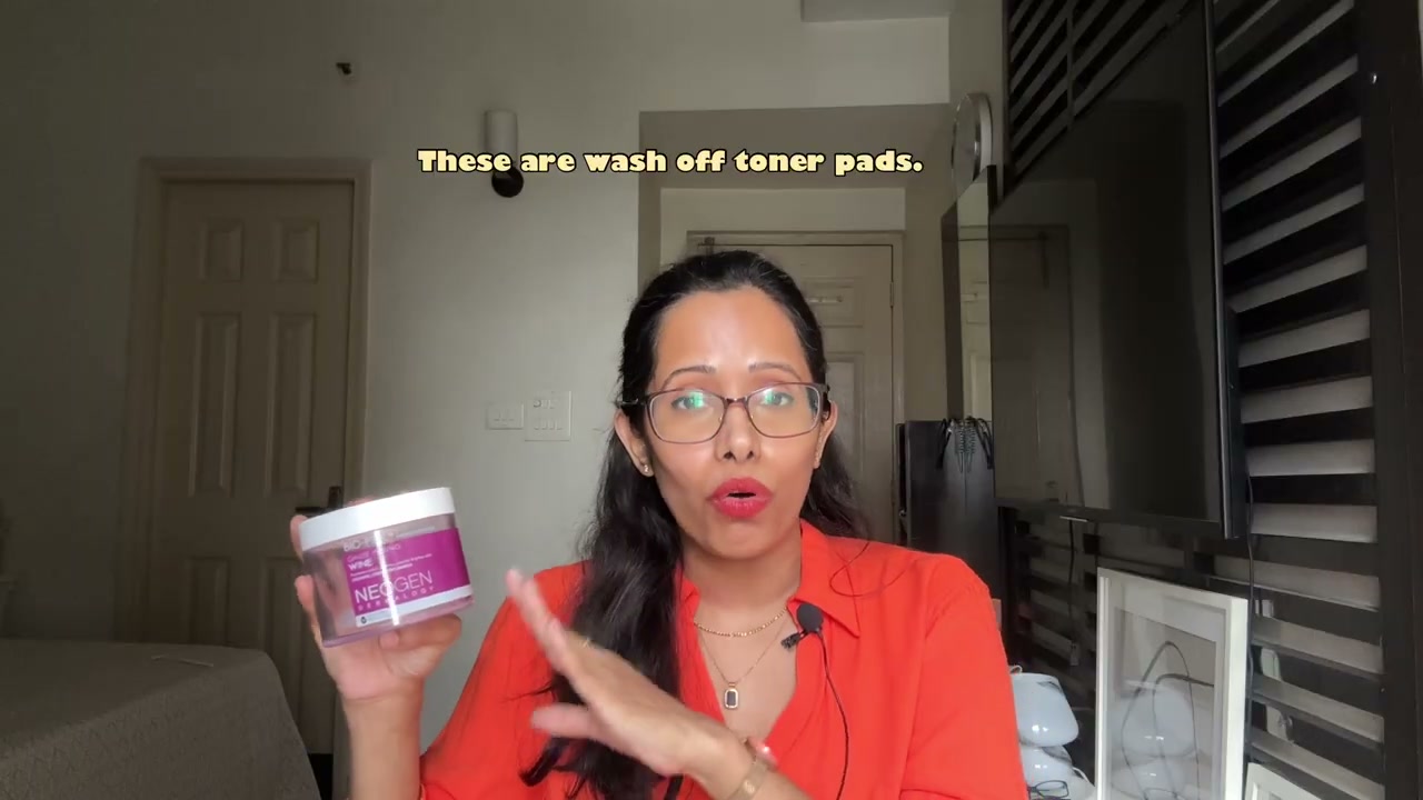 @shelleynayak reviewing Neogen Lemon Gauze Peeling Pad Original at 21:38 in a YouTube Shorts video