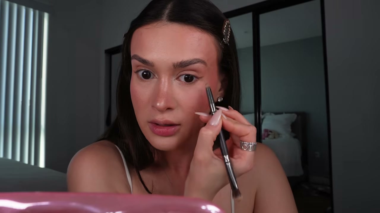 Mood Shower Eyeshadow Palette