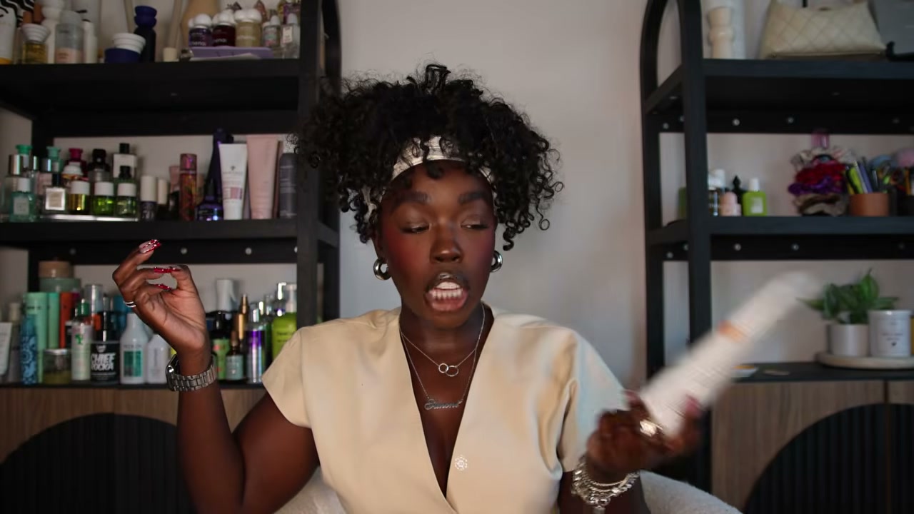 @simonenicole reviewing BH Organics Probiotic Daily Feminine Wash at 26:57 in a YouTube Shorts video