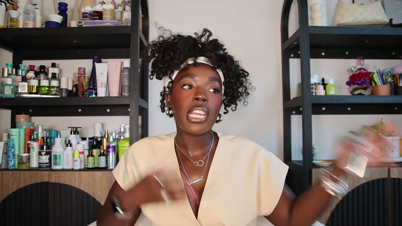 @simonenicole reviewing Cécred Restoring Hair & Edge Drops at 18:02 in a YouTube Shorts video