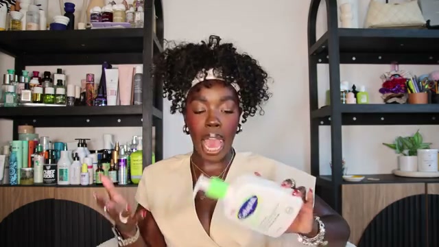 @simonenicole reviewing Cetaphil Moisturizing Lotion at 26:34 in a YouTube Shorts video