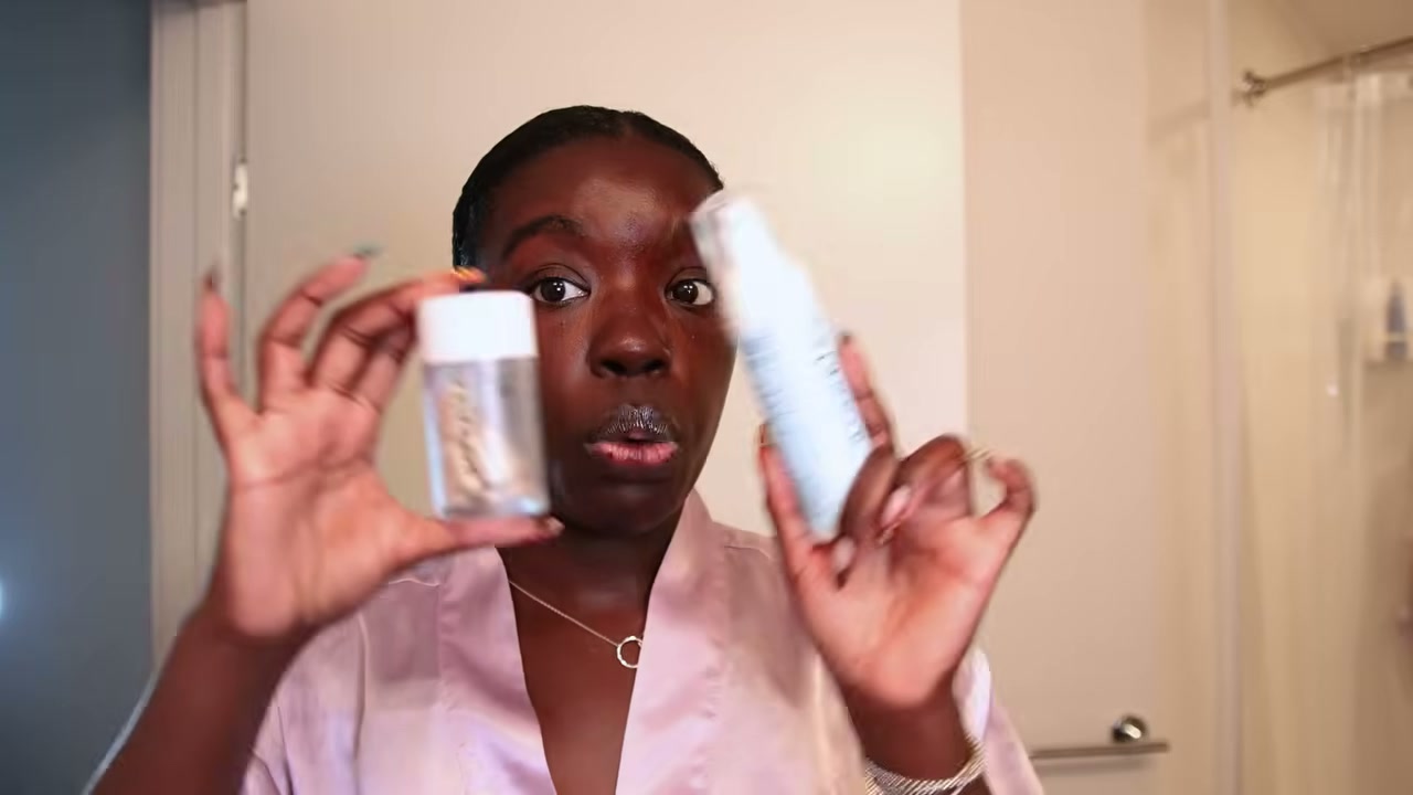 @simonenicole reviewing Growplex Complex 10 at 13:27 in a YouTube Shorts video