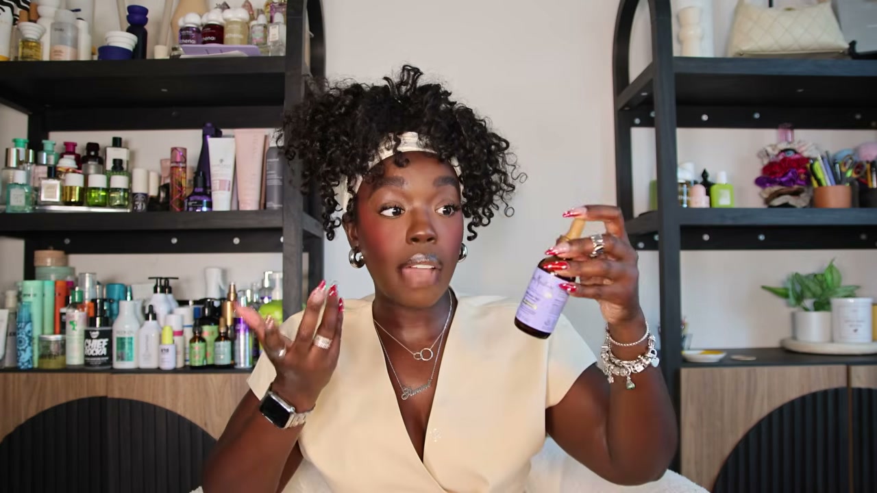 @simonenicole reviewing SheaMoisture Anti-Hair Fall Scalp & Hair Oil at 19:45 in a YouTube Shorts video