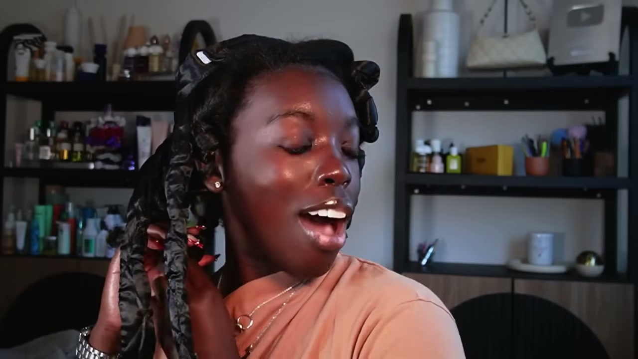 @simonenicole reviewing The Doux Crazy Sexy Curl Honey Setting Foam at 23:28 in a YouTube Shorts video