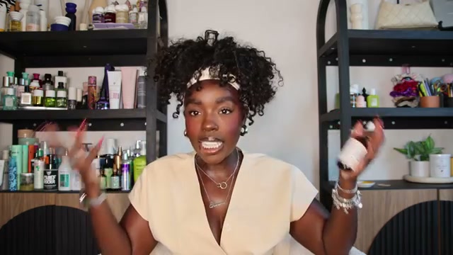 @simonenicole reviewing The Ordinary Natural Moisturizing Factors + HA Scalp Serum at 20:11 in a YouTube Shorts video