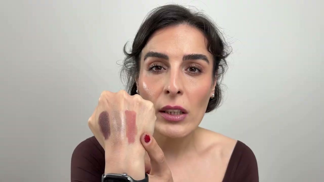 @simplybeautybyfatemeh-x8i reviewing Rabanne Famous Lipcolor Matte Lipstick at 20:41 in a YouTube Shorts video