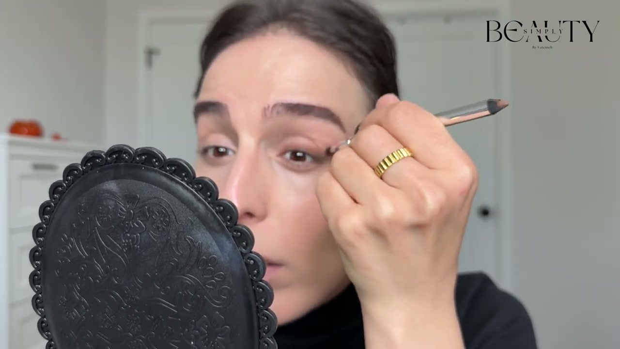 Eyes Up 24H Creamy Kajal Longwear Eyeliner