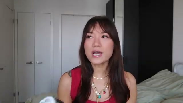 @simplyshellaby reviewing Miane It's Giving Body Medium Hot Round Brush at 02:56 in a YouTube Shorts video