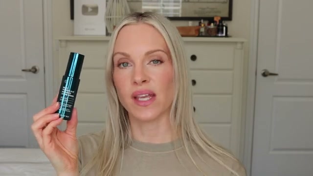 @sincerelymissash reviewing Allies of Skin Multi-Peptides & GF Advanced Lifting Serum at 11:02 in a YouTube Shorts video