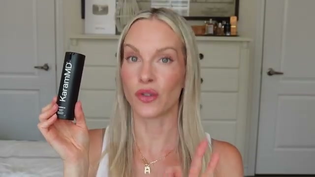@sincerelymissash reviewing Dr. Althea Vitamin C Boosting Serum at 03:48 in a YouTube Shorts video