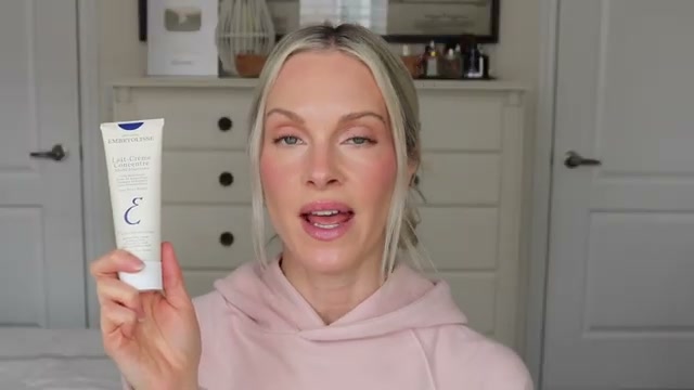 @sincerelymissash reviewing Embryolisse Lait-Creme Concentre at 14:28 in a YouTube Shorts video