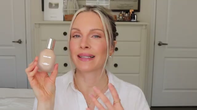 Triclone Skin Tech Medium Coverage Foundation