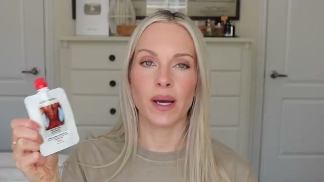 @sincerelymissash reviewing Josie Maran Whipped Argan Oil Body Butter at 05:43 in a YouTube Shorts video