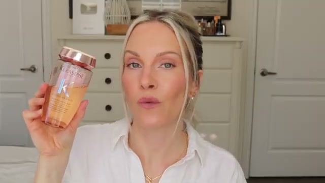Gloss Absolu High-Shine Anti-Frizz Shampoo