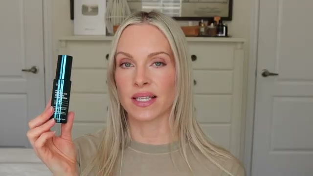 @sincerelymissash reviewing NIOD Superoxide Dismutase Saccharide Mist at 11:12 in a YouTube Shorts video
