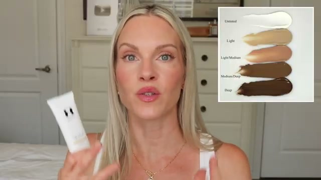 @sincerelymissash reviewing Oneskin OS-01 Face SPF at 15:29 in a YouTube Shorts video