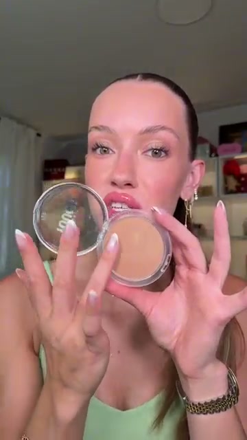 @skylerreneee reviewing Essence Soft Touch Bouncy Blush at 00:09 in a YouTube Shorts video