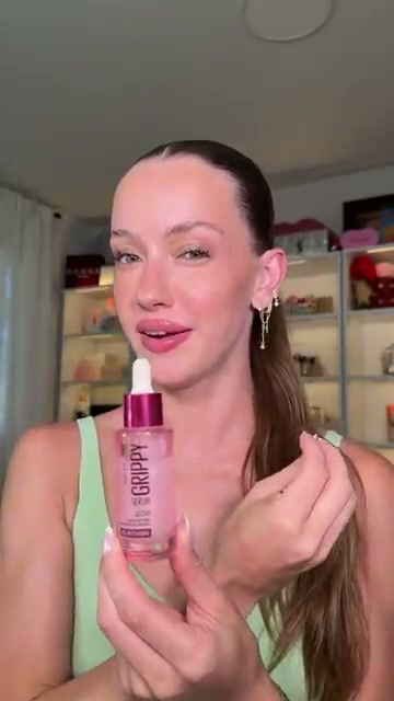 @skylerreneee reviewing Maybelline Grippy Serum 24-Hour Gripping Hydrating Primer at 00:35 in a YouTube Shorts video