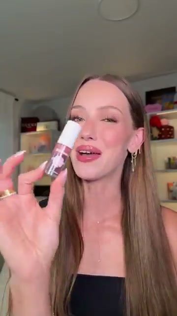 @skylerreneee reviewing MCoBeauty Lip Stain at 02:35 in a YouTube Shorts video