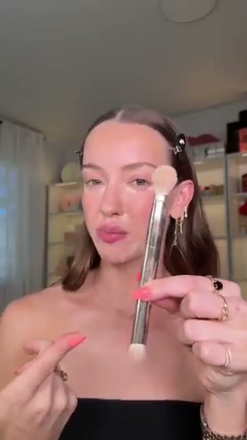 Dual-Ended Concealer Brush