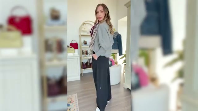 @sofiaseesbeauty reviewing Alo High-Waist Dreamscape Trouser at 31:00 in a YouTube Shorts video