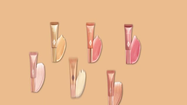 @sofiaseesbeauty reviewing Charlotte Tilbury Beauty Light Wand Highlighter at 19:12 in a YouTube Shorts video