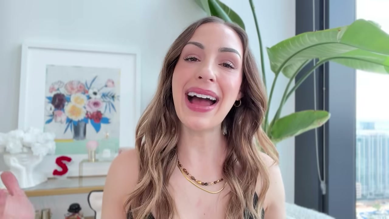 @sofiaseesbeauty reviewing TOM FORD BEAUTY Private Blend Lost Cherry Eau De Parfum Gift Set at 32:22 in a YouTube Shorts video