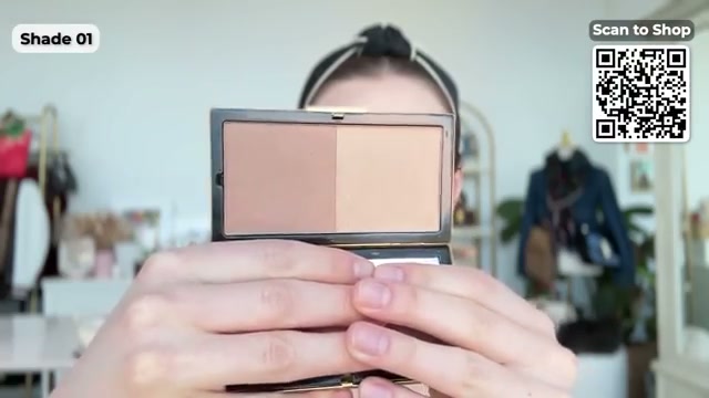 @sofiaseesbeauty reviewing Victoria Beckham Beauty Matte Bronzing Brick at 04:00 in a YouTube Shorts video