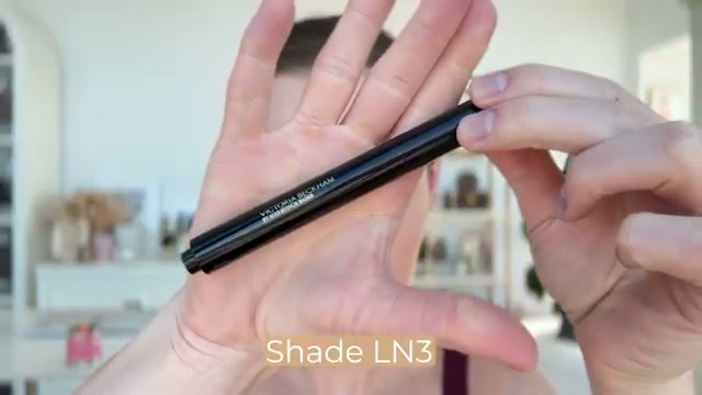 sofiaseesbeauty mentioning Victoria Beckham Beauty The Concealer Pen at 04:36 in their YouTube video