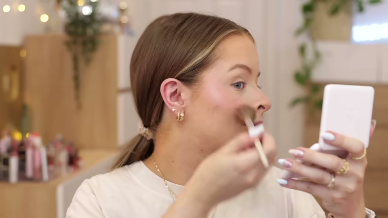Bio-Radiant Gel-Powder Highlighter