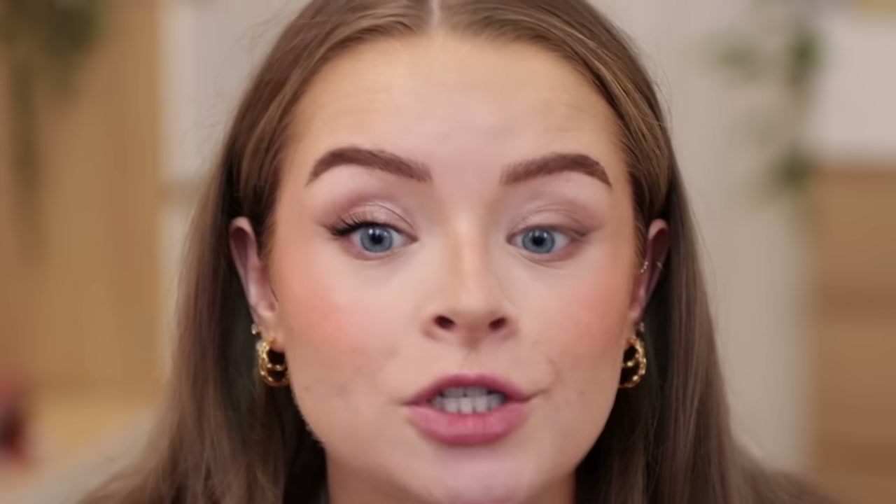 @sophdoeslife reviewing Too Faced Ribbon Extreme Lengthening Tubing Mascara at 26:06 in a YouTube Shorts video