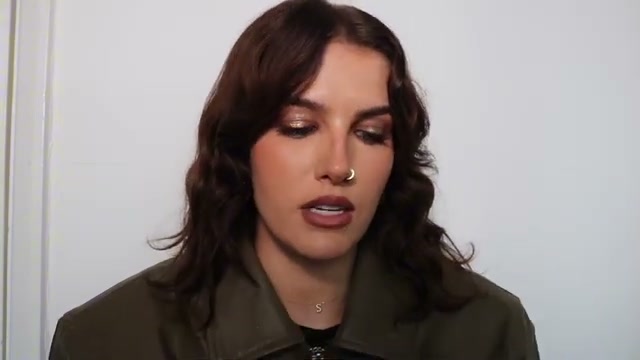 @sophiefloyd reviewing Sephora Collection Blush and Go Blush at 18:26 in a YouTube Shorts video