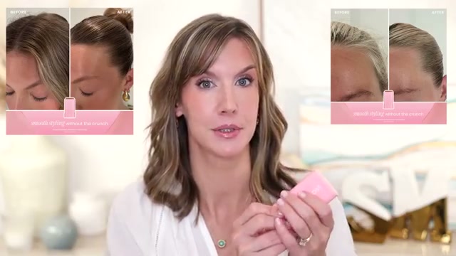 @stephaniemarie reviewing BondiBoost Strawberry Gum Grip at 14:56 in a YouTube Shorts video