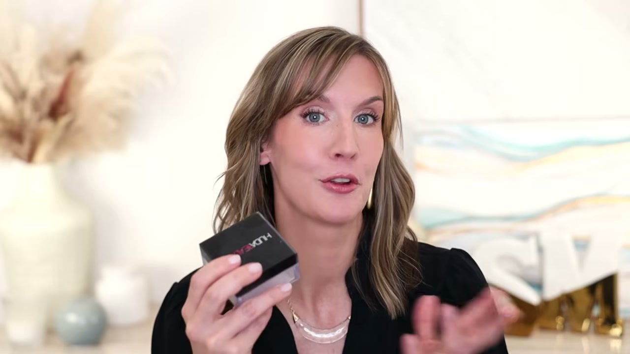 @stephaniemarie reviewing Huda Beauty Easy Bake Powder at 08:58 in a YouTube Shorts video