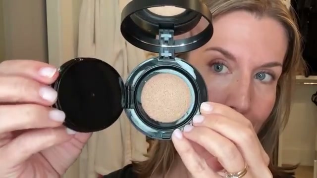 @stephaniemarie reviewing L'Oreal Paris Infallible Cushion Foundation at 03:03 in a YouTube Shorts video