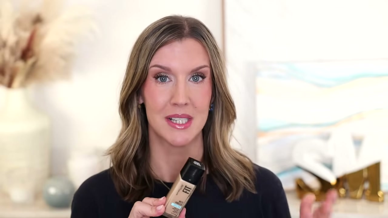 Fit Me Dewy + Smooth Foundation