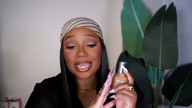 Triclone Skin Tech Medium Coverage Foundation