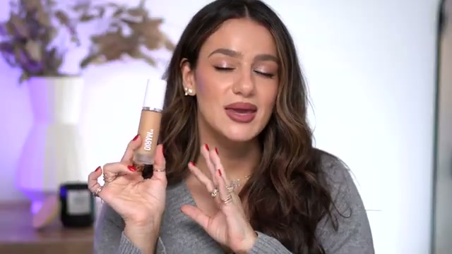 SurrealSkin Natural Finish Foundation