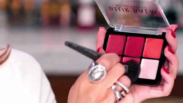 @tati reviewing Catrice Blur Balm Blush Palette at 03:17 in a YouTube Shorts video