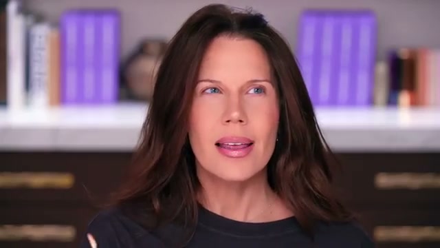 @tati reviewing e.l.f. Cosmetics Lip Plumping Gloss at 10:23 in a YouTube Shorts video