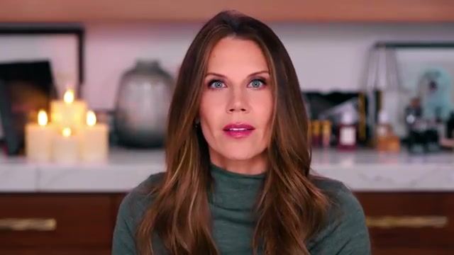 @tati reviewing L.A. Colors Cream Powder Duo at 19:17 in a YouTube Shorts video