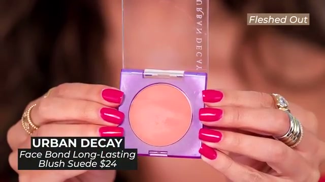 @tati reviewing Urban Decay Face Bond Long-Lasting Blush Suede at 04:32 in a YouTube Shorts video