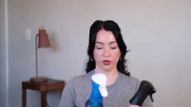 @taylorwynn reviewing Dawn Power Wash Dish Spray at 09:13 in a YouTube Shorts video