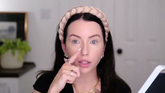 Silky Blur Hydrating Longwear Concealer