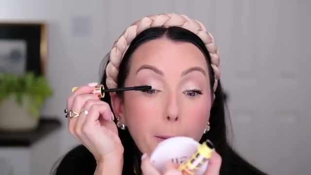 Colossal Bubble Washable Volume Mascara