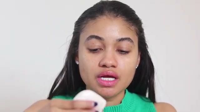 Skin Tint Blurring Elixir Foundation