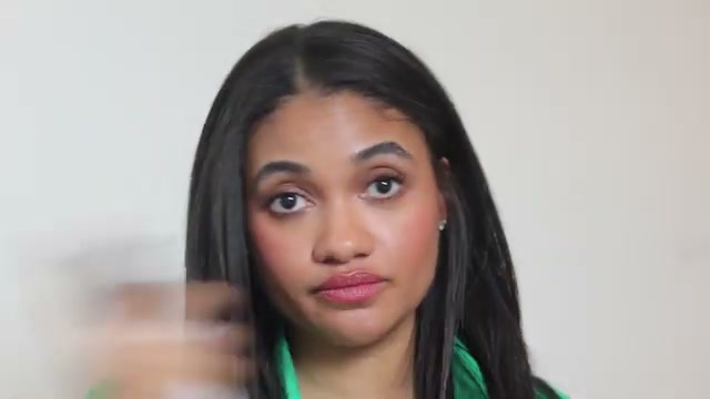 @thecleanbeautycode reviewing Maya Chia Power-Fol Scalp Serum at 08:59 in a YouTube Shorts video