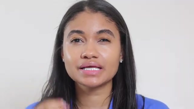 The Minimalist Perfecting Complexion Foundation and Concealer Stick