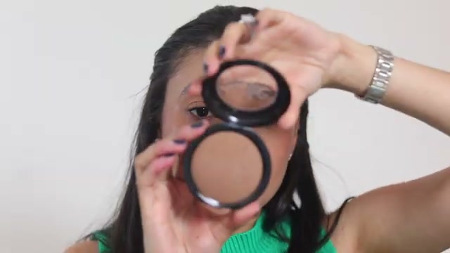 SuperSuede Radiant Talc-Free Baked Powder Blush