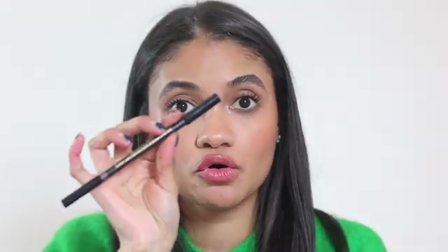 Satin Kajal Liner